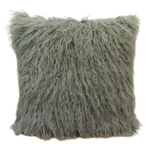 Cojín tipo peluche con relleno de plumas