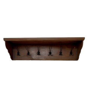 Perchero restaurado de madera y ganchos de fierro negro